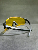 Óculos de sol esportivo